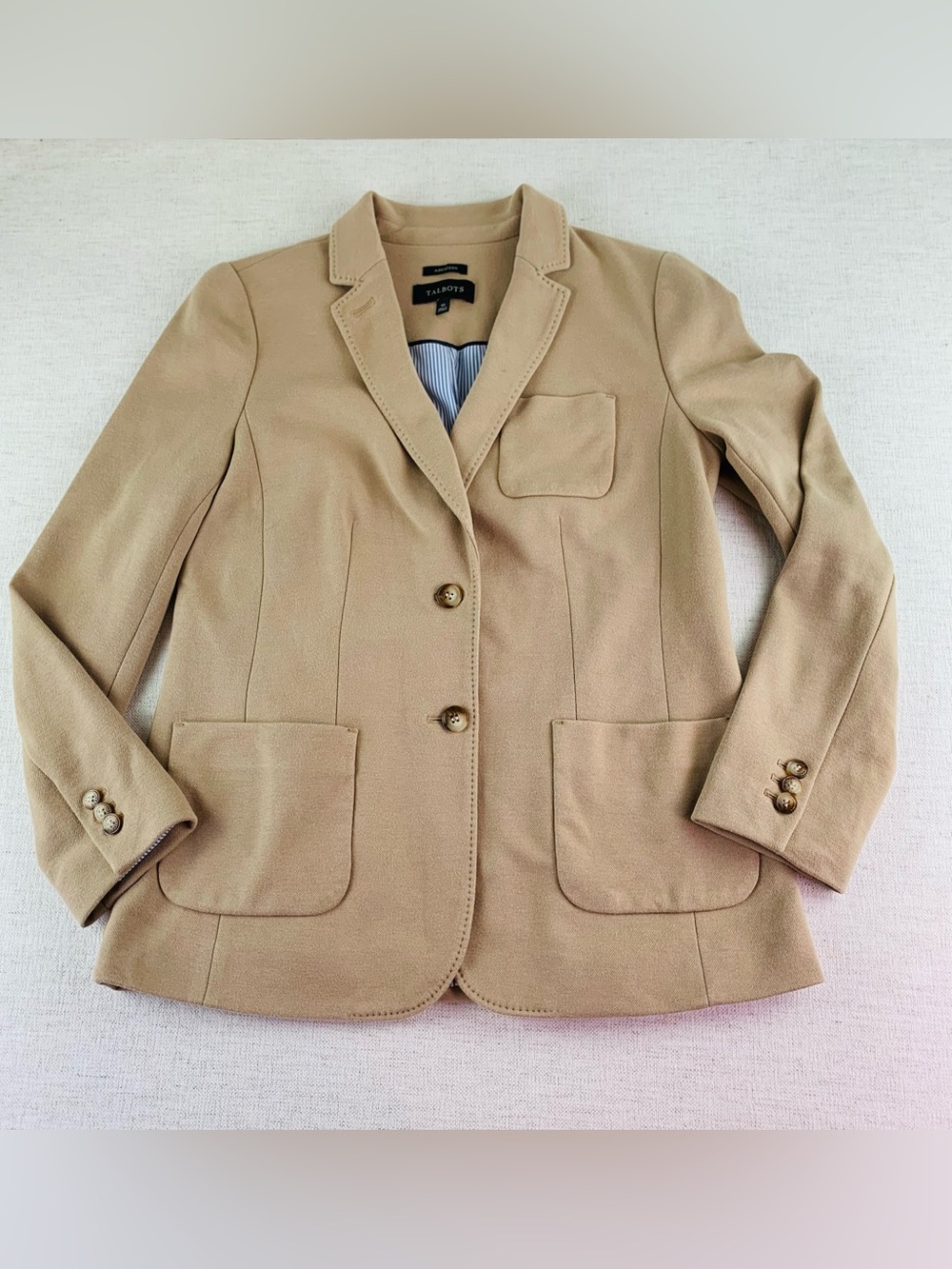 Talbots Women's 10 Aberdeen knit Tailored Blazer Jacket in tan slim fit